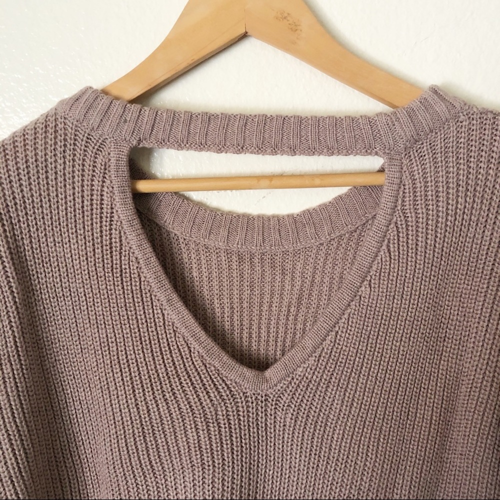 🌵Sweater🌵 - Picture 4 of 5
